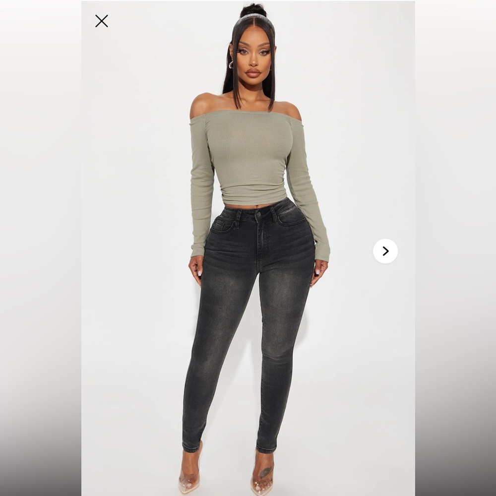 Fashion Nova Beautiful Things Stretch Booty Lifting Skinny Jeans